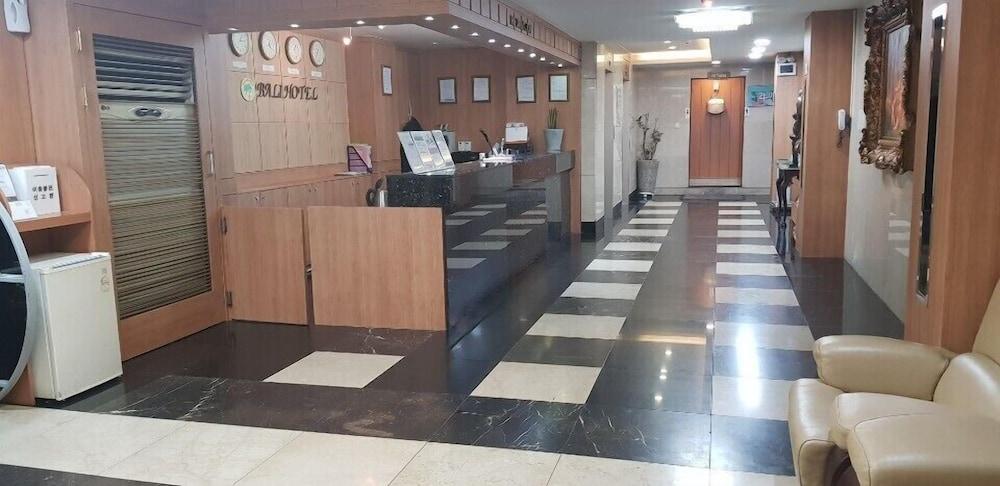 סיאול Bali Tourist Hotel מראה חיצוני תמונה