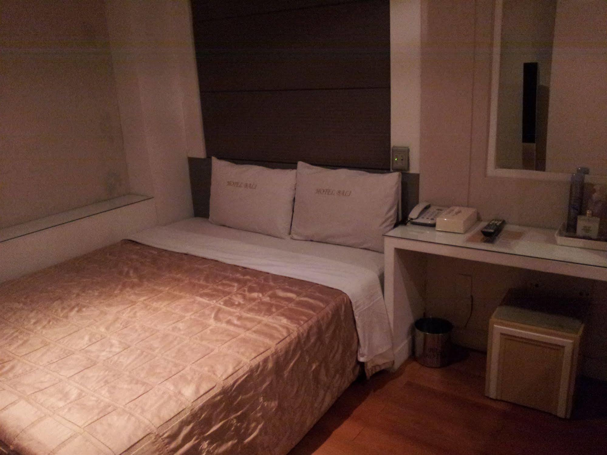 סיאול Bali Tourist Hotel מראה חיצוני תמונה